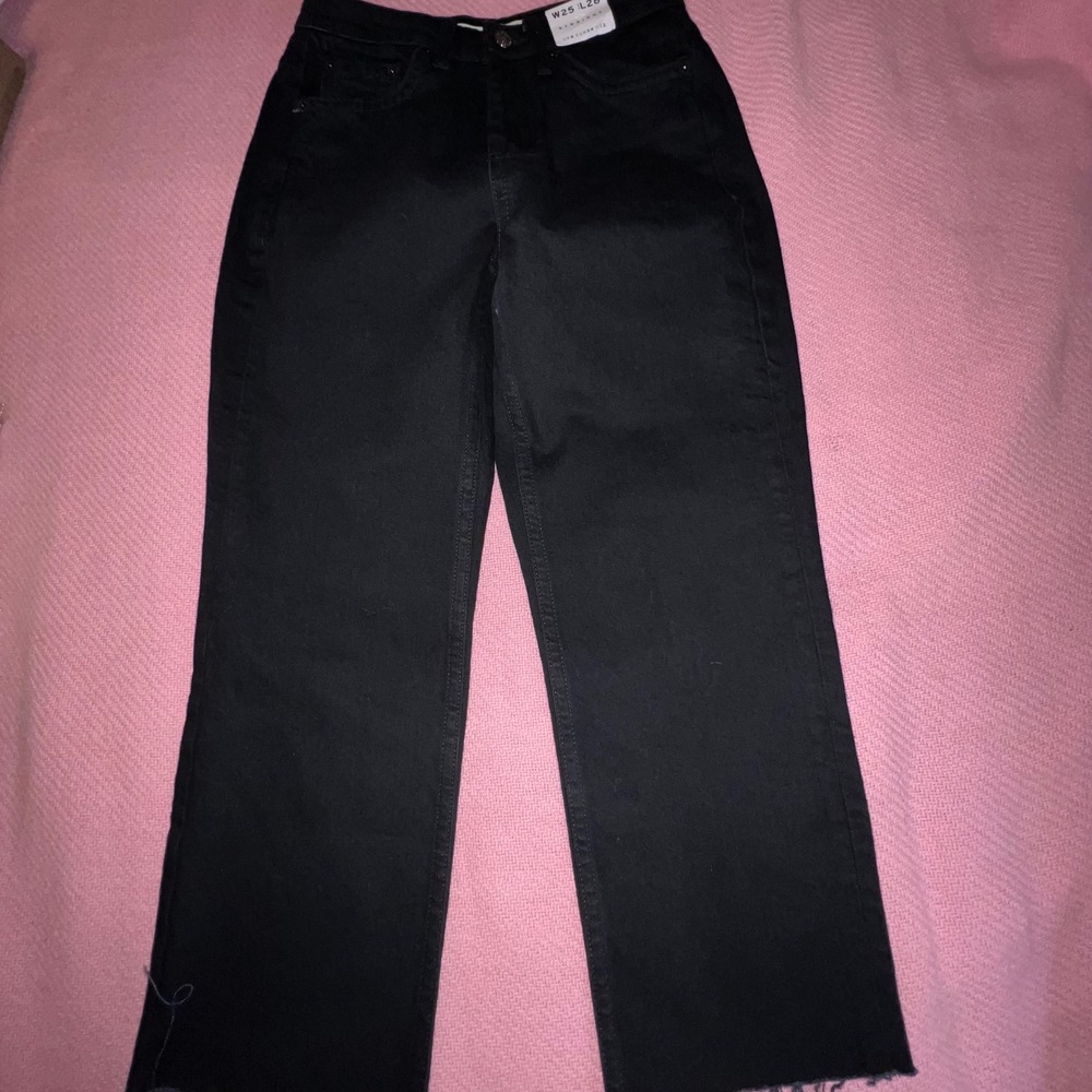 Topshop Womens cropped Straight Leg Jeans Black Raw Hem W25 L28 High Rise Denim